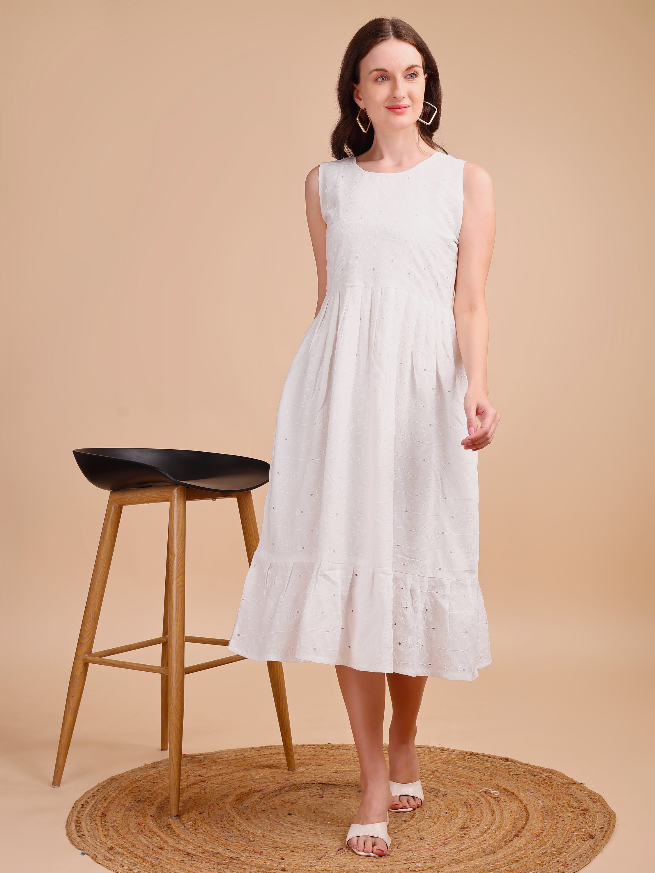 Schiffli Elegance Sleeveless Onepiece Dress