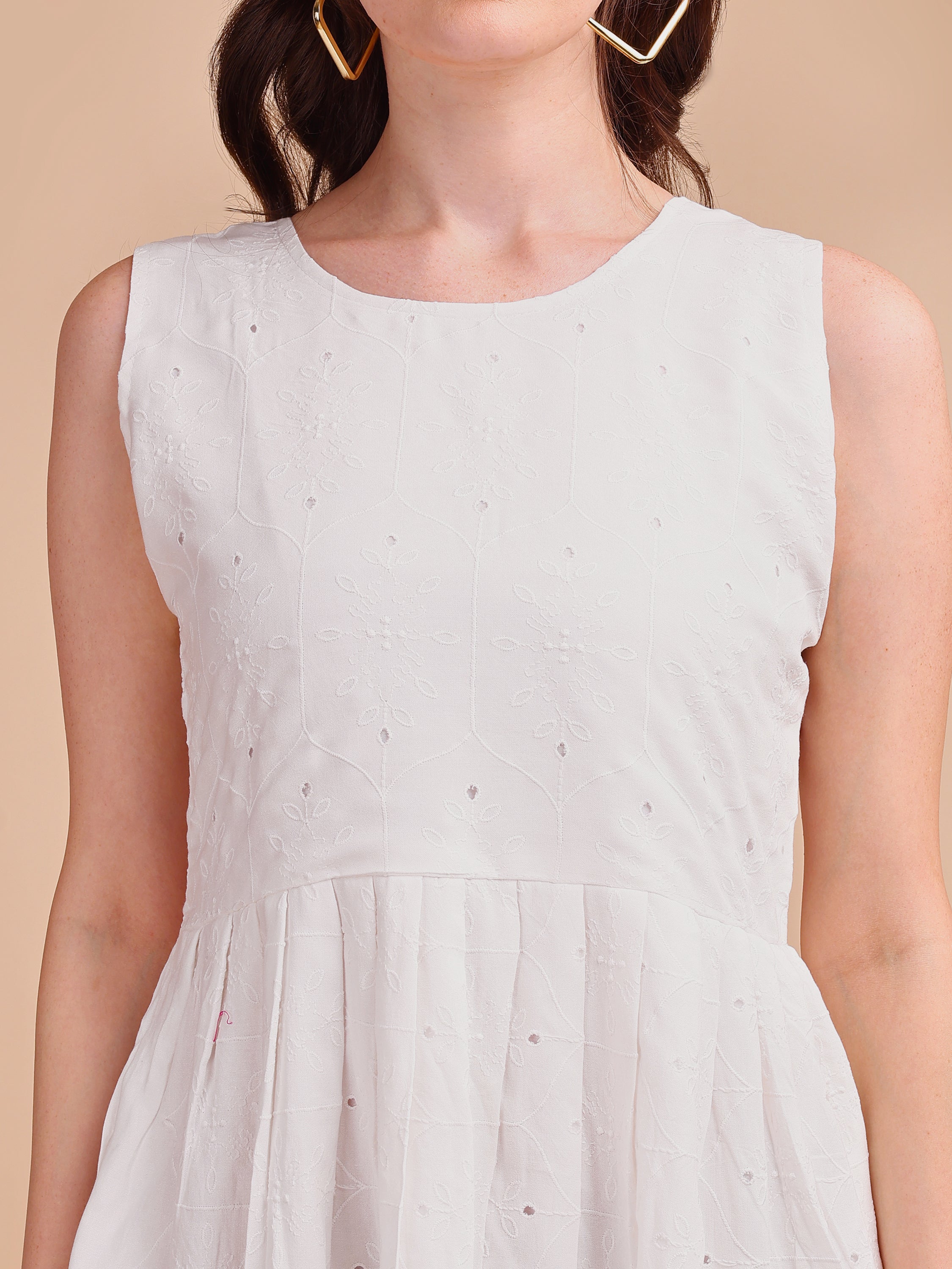 Schiffli Elegance Sleeveless Onepiece Dress