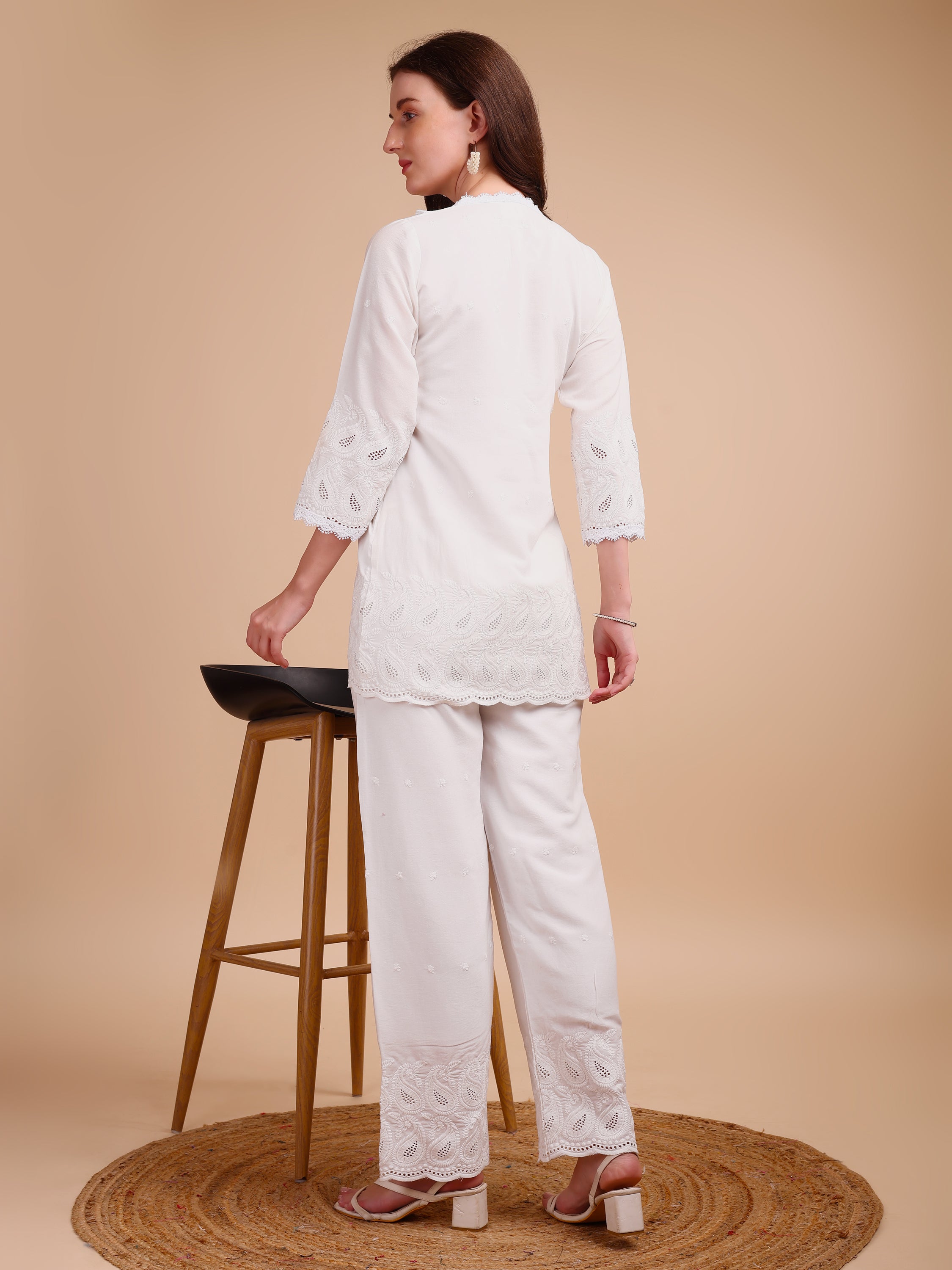 Schiffli Notch Grace Co-ord Set