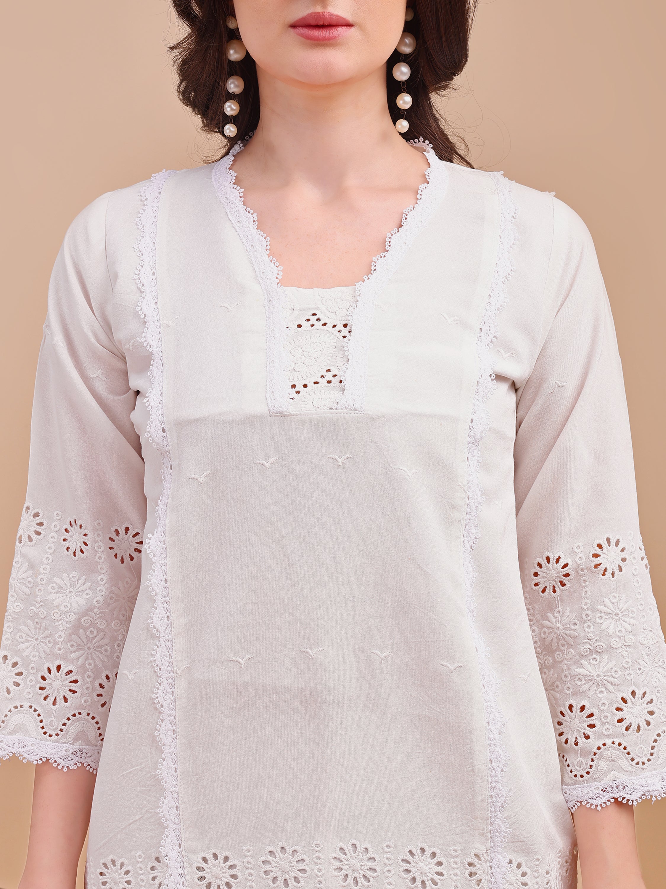 Schiffli Notch Grace Co-ord Set
