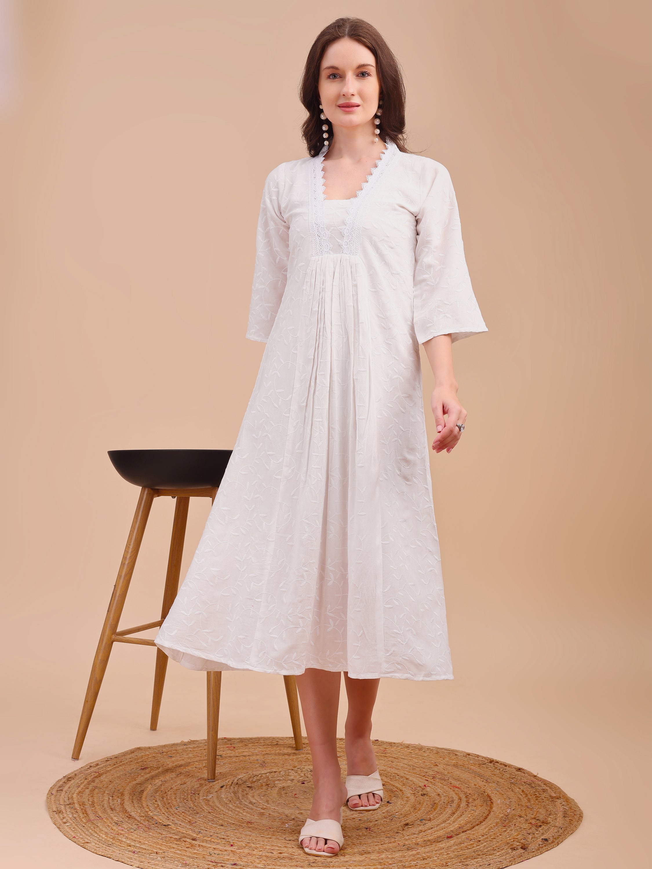 Schiffli Grace Fit & Flare Kurti