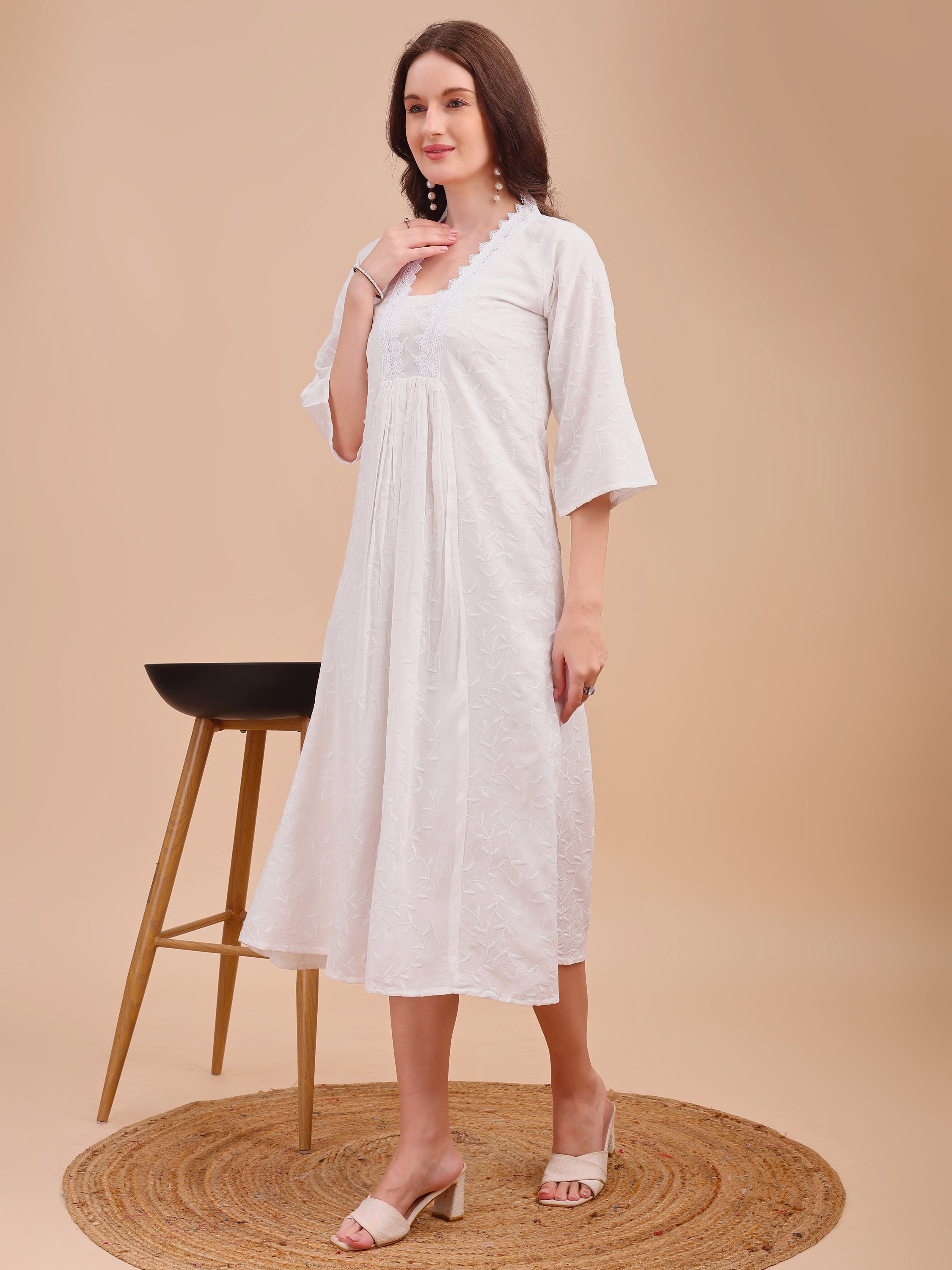 Schiffli Grace Fit & Flare Kurti